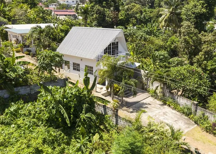 Ocean Bird & Wanita\'S Self Catering