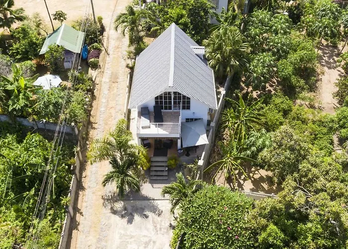 Ocean Bird & Wanita\'S Self Catering