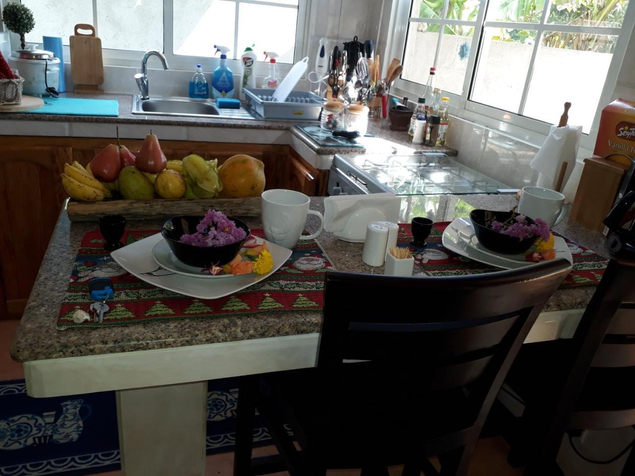 Ocean Bird & Wanita's Self Catering Chalet Pointe Au Sel