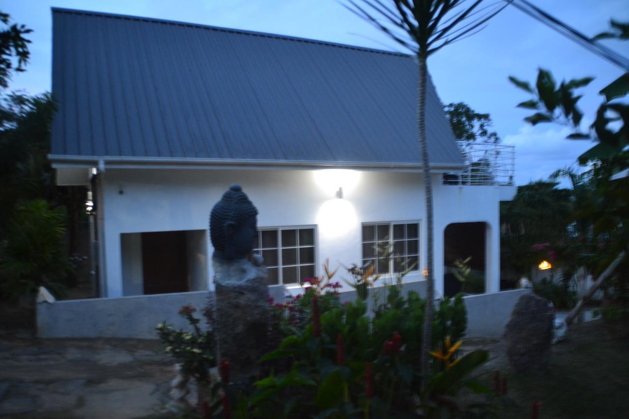 Ocean Bird & Wanita's Self Catering *